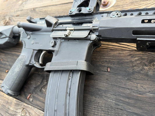 LargeMouth FLX (Friction Lock) AR15 Magwell (Milspec)